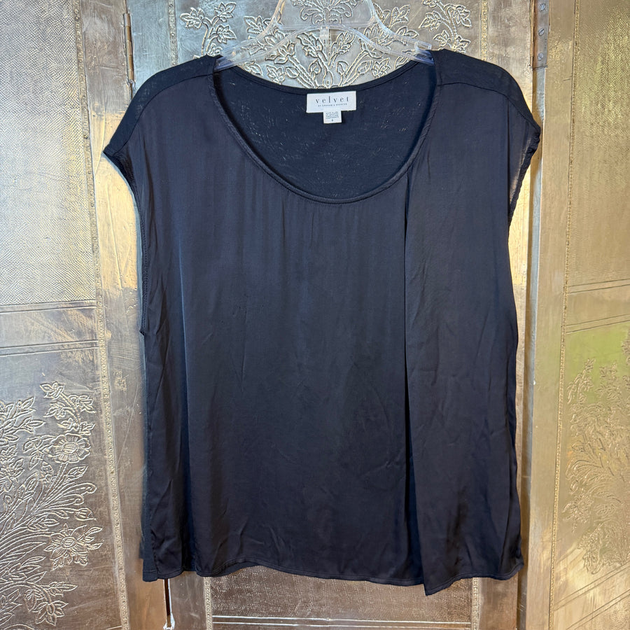Front view of Velvet by Graham & Spencer Sleeveless Blouse Size S