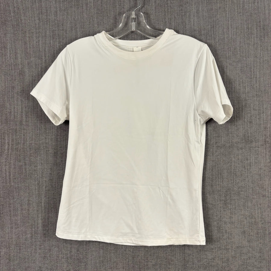 Front view of Rhône Performance Crew-Neck T-Shirt Size L