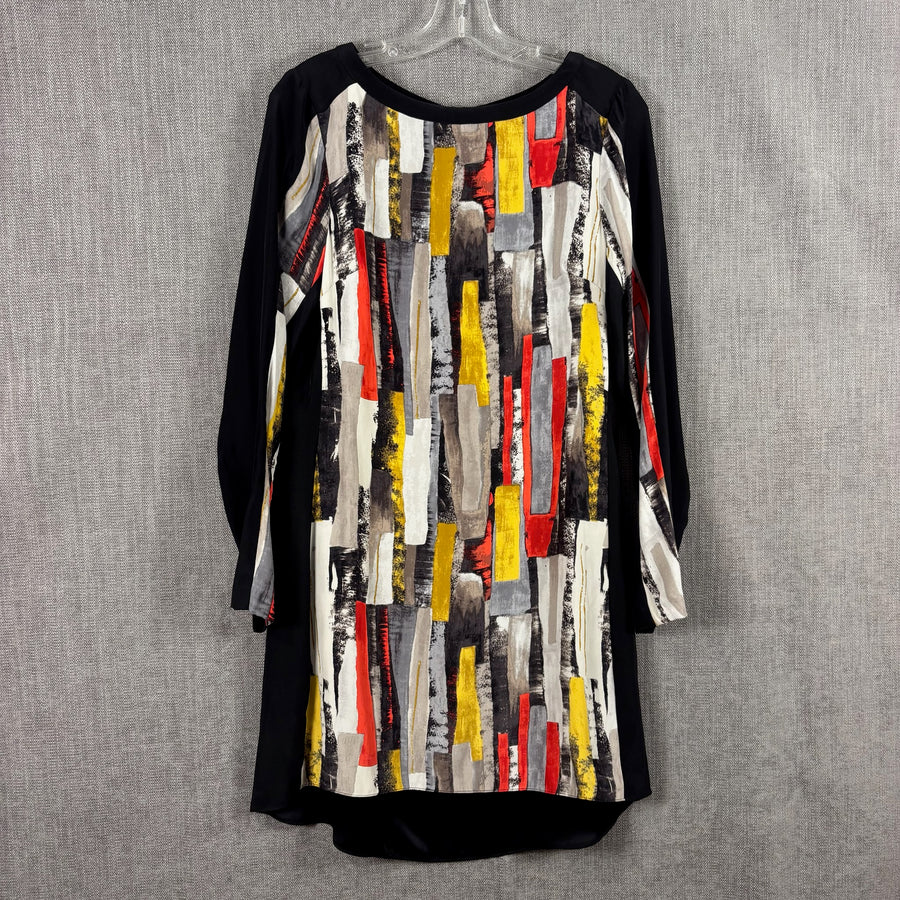 Front view of Alice + Olivia Abstract-Print Shift Dress Size M