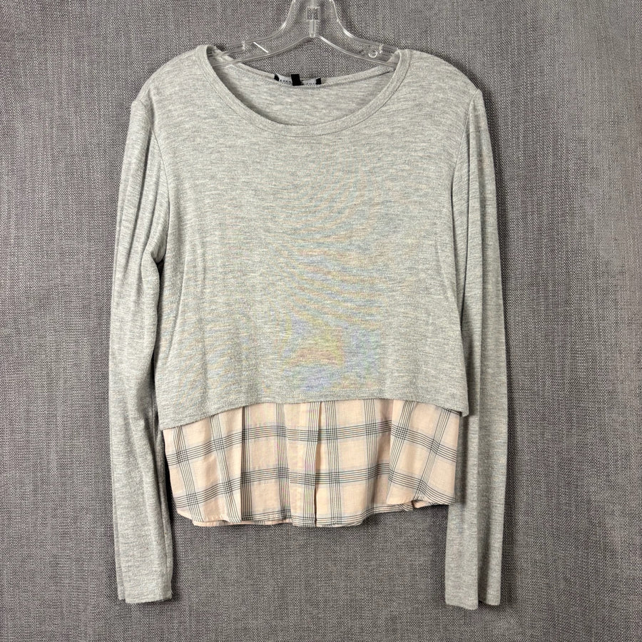 50 - Generation Love Gray Plaid-Hem Top Size S — photo 1: front view