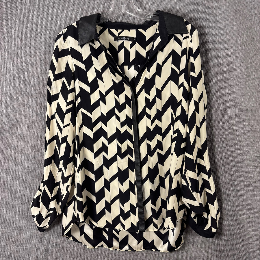 Alice & Trixie Black and Cream Chevron Long-Sleeve Blouse Size L — front