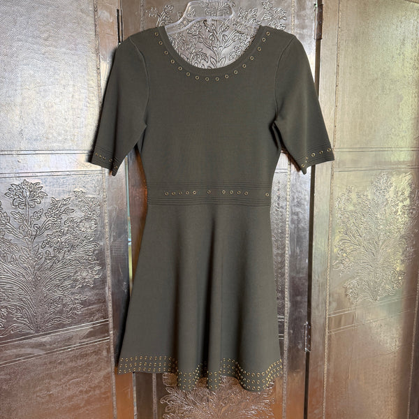 107 - Olive Short-Sleeve Rayon-Blend Dress — photo 1: front view