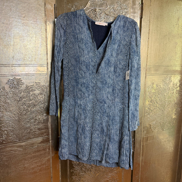 117 - Tory Burch Blue Snake-Print Silk Georgette Dress Size 2 — photo 1: front view