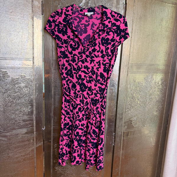 118 - Milly Pink and Black Silk Dress Size M — photo 1: front view