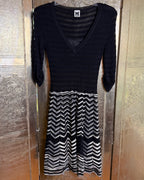 M Missoni Black and White Chevron V-Neck 3/4-Sleeve Knit Dress — front