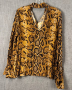 64 - Alice + Olivia Snakeskin-Print Blouse Size M — photo 2: back view