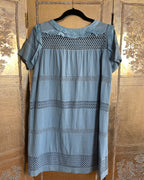 Cynthia Rowley Blue Gray Lace Panel Shift Dress Size M photo 1