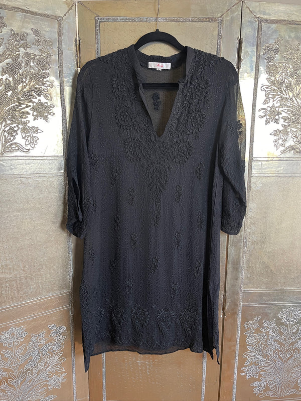 Gretchen Scott Designs Black Lace Embroidered Tunic Top photo 2