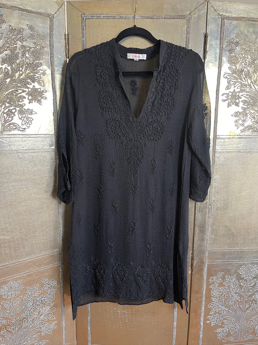 Gretchen Scott Designs Black Lace Embroidered Tunic Top photo 2