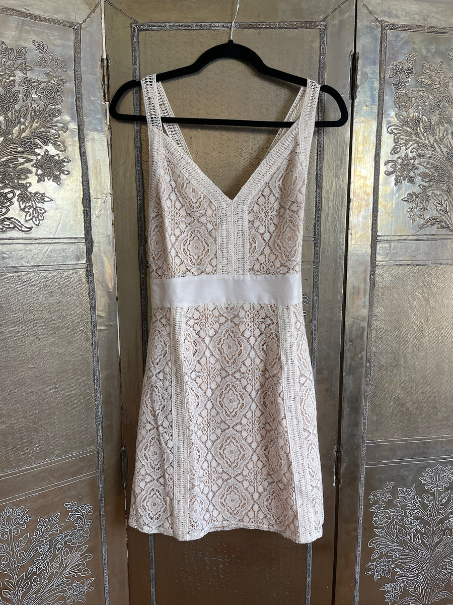 Fringe White Lace V Neck Dress Size 0P photo 2