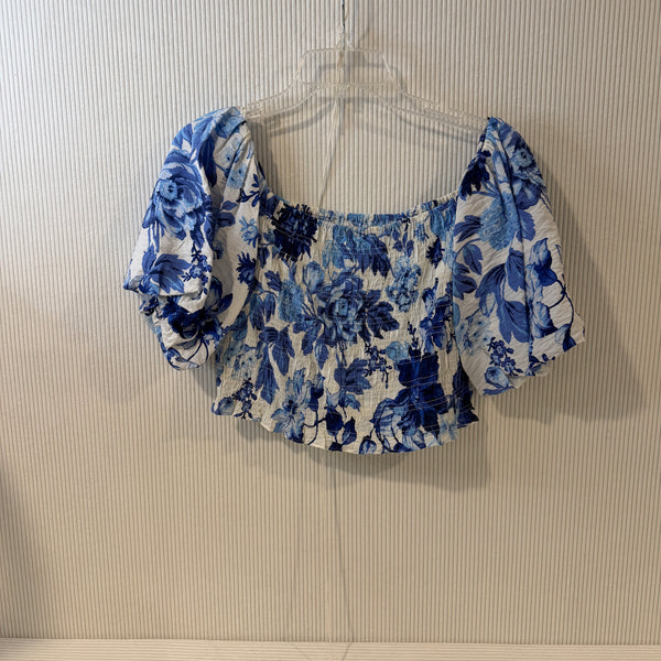 Blue Floral Smocked Puff Sleeve Crop Top - image 1