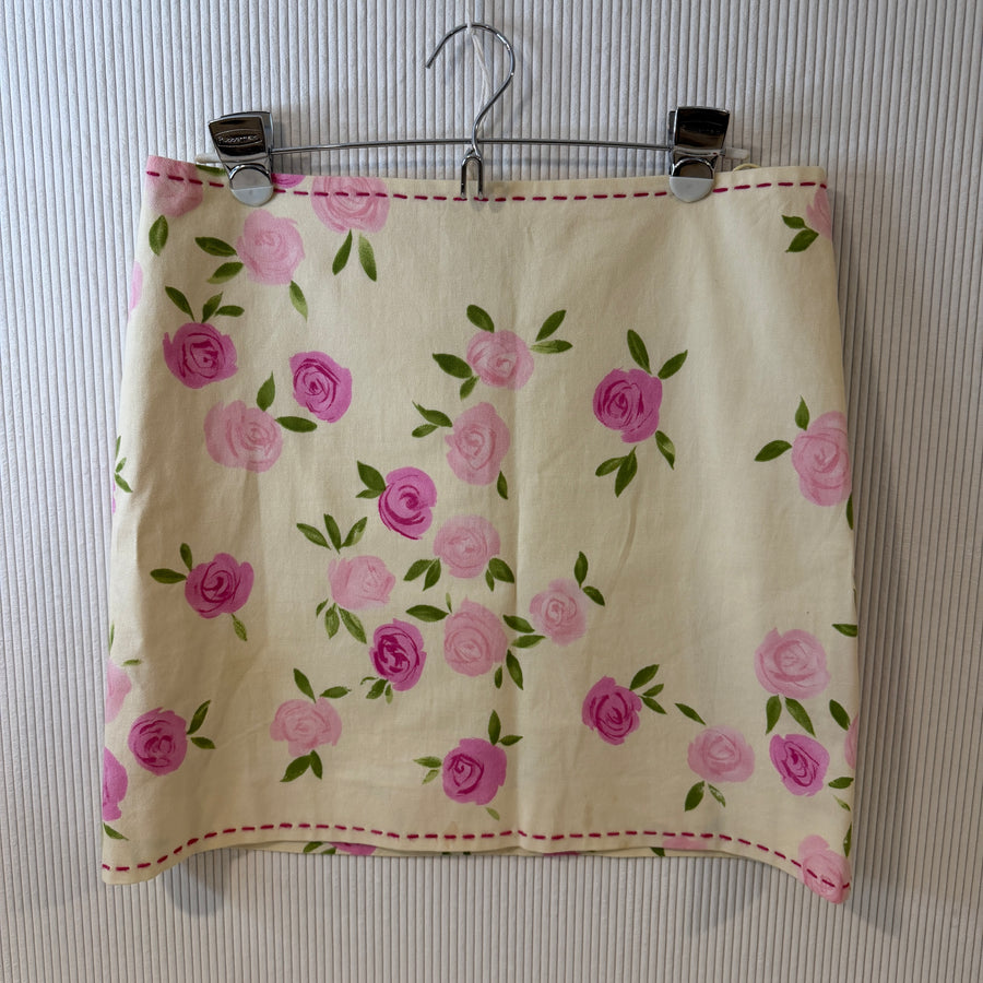 Moschino Cheap and Chic Rose Print Mini Skirt Size USA 12 (GB 14) - image 1