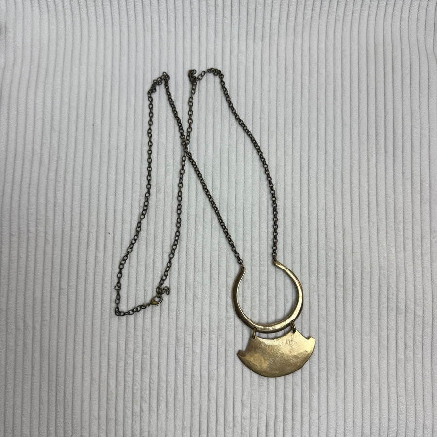 Marisa Mason Solis Pendant Necklace - front view