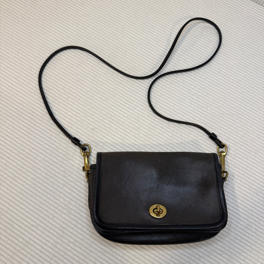 Vintage Coach Pocket Purse 9755