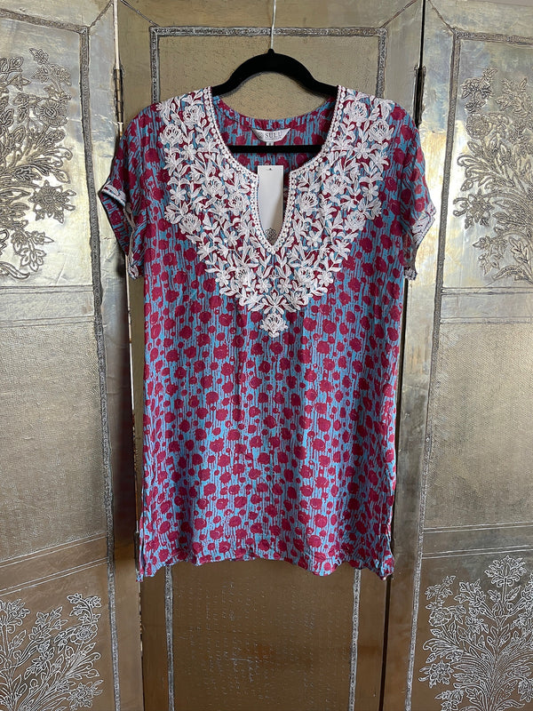Sulu Collection Blue Red Floral Embroidered Tunic Size 8 photo 1
