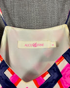 Alice & Trixie Geometric Silk Print Top Size M — 03 tag