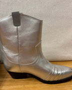 Silver Cowboy Boots (Brand Unconfirmed) Size 39 — 04 detail 2
