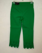 Attyre Green Eyelet Cropped Pants Size 6P — 01 front