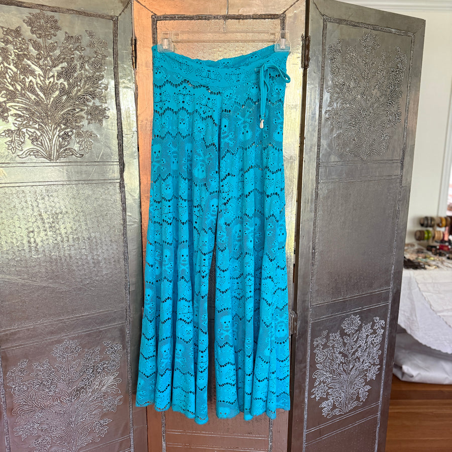 Turquoise Eyelet Dress — 01 front
