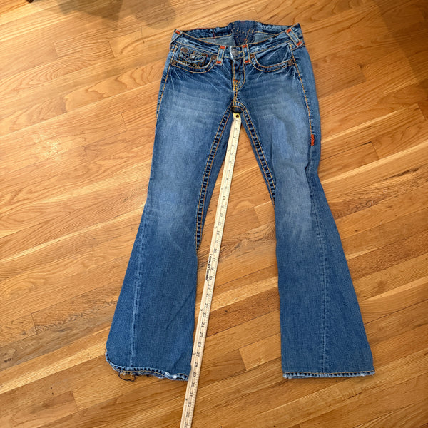 Blue Jeans — 01 front