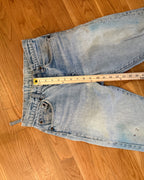 Light Wash Jeans — 04 detail 2