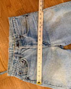 Light Wash Jeans — 06 detail 4