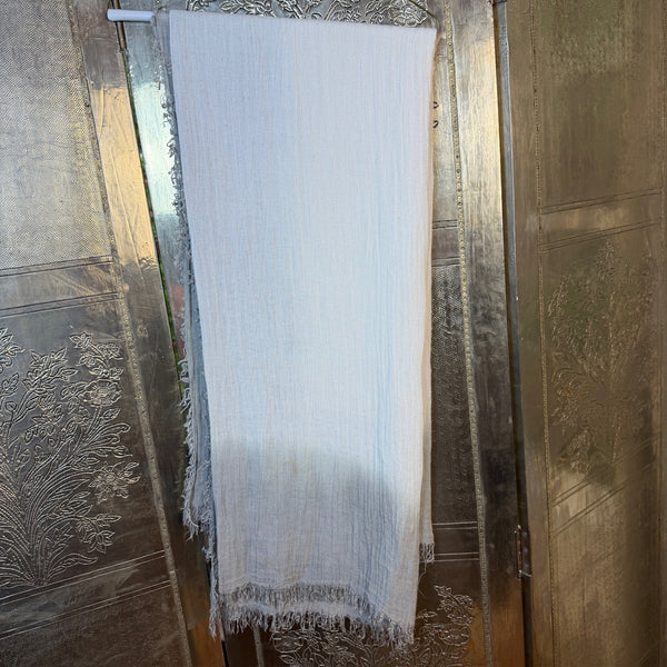 Gray Fringe Scarf — 01 front