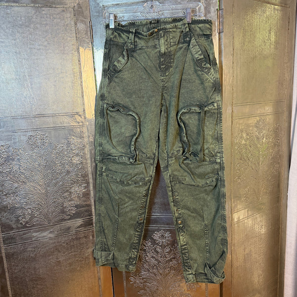 We The Free Olive Cargo Pants Size S — 01 front