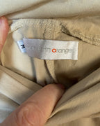 Beige Pants — 03 tag