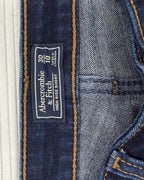 Abercrombie & Fitch High-Rise Denim Shorts Size 30 (10) — 03 tag