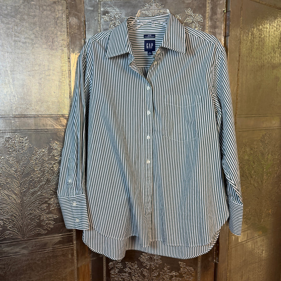 GAP Green Striped Shirt Size S — 01 front