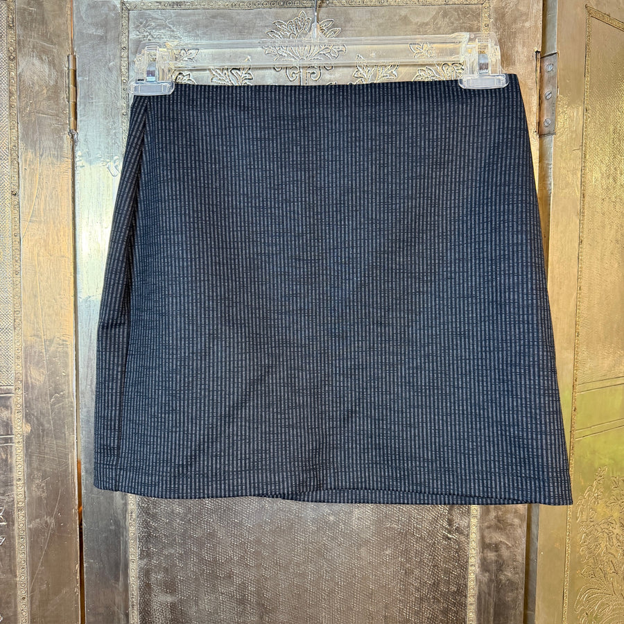 Gray Skirt — 01 front