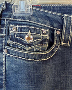 True Religion Low-Rise Bootcut Jeans Size 28 — 03 detail