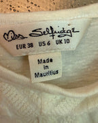 Miss Selfridge Eyelet Ruffle Sleeve Top Size 10 (US 6, EUR 38) — Brand and Size Tag