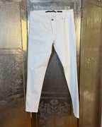 Zana Morgan White Skinny Jeans Size 8 (EUR 40, MX 30) — Front